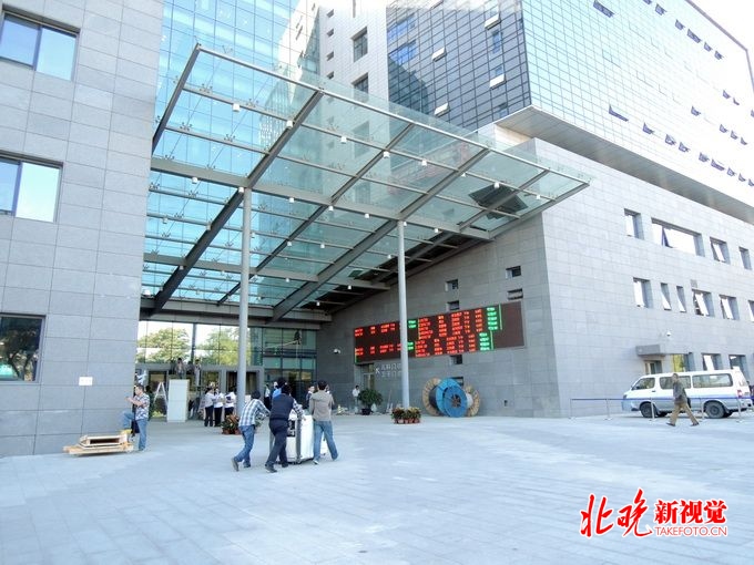 100多岁了，想生二胎，却发现了乳腺癌!难道是供卵试管三代代生的错？